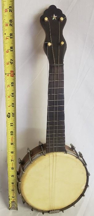 fantastic Americana ukulele banjo 