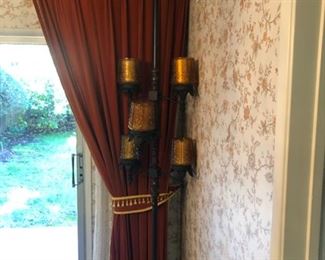 Floor to Ceiling Lamp