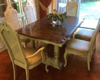 Dinning Room Table and Chairs