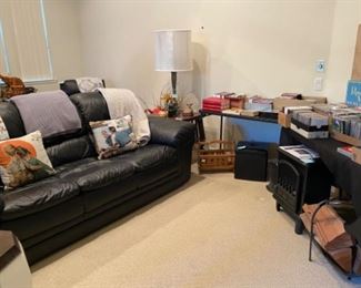 Leather Sofa - Very Nice!