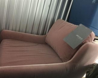 New Article Matrix Blush Pink Chair