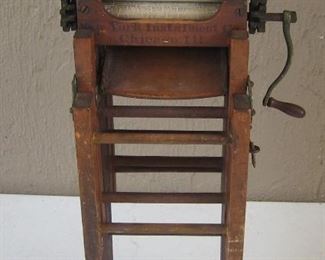 Salesman Sample Wringer only 8" tall! RARE