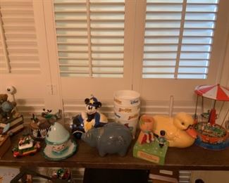 Vintage Banks & Metal Toys