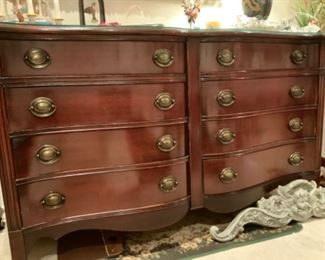 Duncan Phyfe Dresser