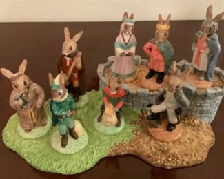 Royal Doulton Bunnykins Robin Hood Collection With Base