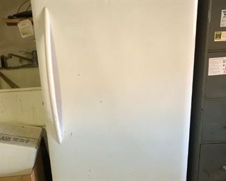Upright freezer that works perfectly!