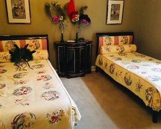 Baker furniture twin beds with Dan Bouligny spreads and draperies
