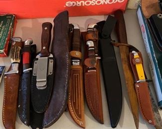 Various Knives, Trophy Master, Case-xx, Western Bowie, Edge Brand, Cutco, Yellow Trout , Western Field, 3 piece United Cutlery Throwing Knives