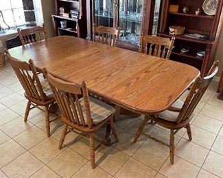 Solid Oak Dining Table w/ 6 Chairs 31x44x66-89in HxWxD