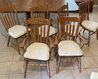 Solid Oak Dining Table w/ 6 Chairs 31x44x66-89in HxWxD