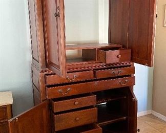 Lexington Bob Timberlake Armoire/Wardrobe 88x49x24in HxWxD