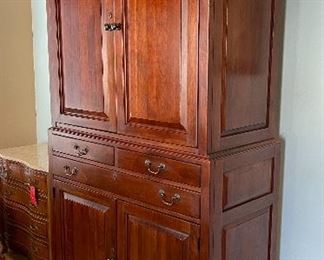 Lexington Bob Timberlake Armoire/Wardrobe 88x49x24in HxWxD