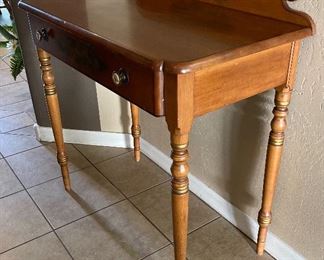 Hitchcock Classic Stenciled Maple 1 drawer Desk 33.5x32.5x17.5in HxWxD