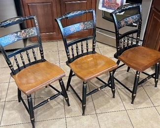 3pc Hitchcock Black Harvest Inn Stenciled Chairs 33x16x17in HxWxD