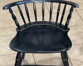 2pc Nichols & Stone Chairs Black Windsor Stenciled Chairs PAIR 32x21x17in HxWxD