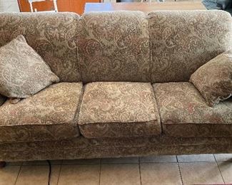 Smith Brothers Sofa 35x80x40in HxWxD