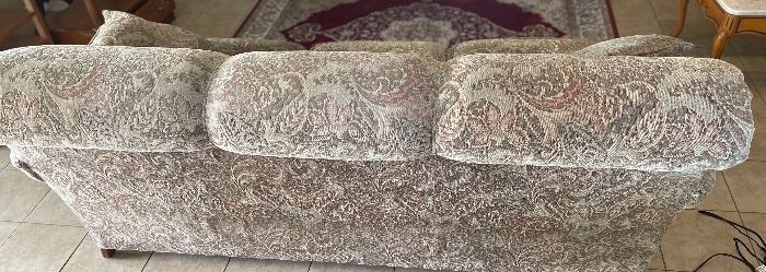 Smith Brothers Sofa 35x80x40in HxWxD