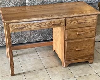 Solid Oak Desk 30x48x22in HxWxD