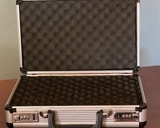 Smith & Wesson Performance Center Case S&W Aluminum 9.5x14.5x4in HxWxD
