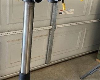 Central Machinery 44846 34" Floor Radial Drill Press 67x13x33in HxWxD