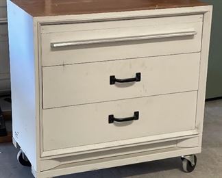 Rolling Wood Garage 3-Drawer Chest 37x36x20in HxWxD