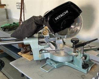 Hitachi C8FB2 8 1/2" Slide Compound Miter Saw