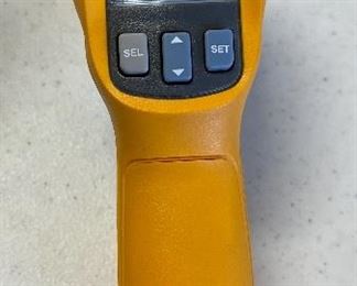 Fluke 62 Max IR Thermometer