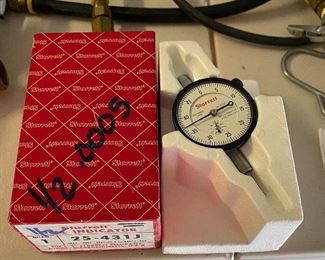 Starrett 25-431j Dial indicator in box