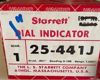 Starrett 25-441j Dial indicator in box