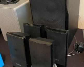 Sony 5 piece surround sound speakers