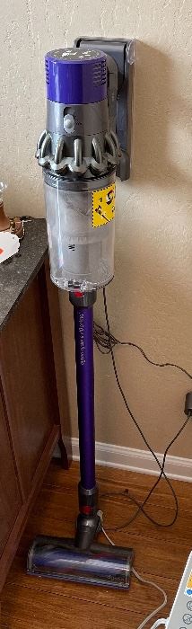 Dyson Cyclone V10 Animal Cord Free Stick Vacuum