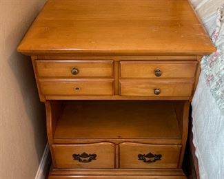 AS-IS Vintage Maple Nightstand single 26x22x15in HxWxD