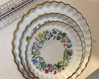 Royal Worcester Pie Plates Save for Oven Set $30.00