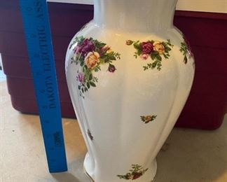 12'' Tall Old Country Roses Royal Albert Vase $20.00
