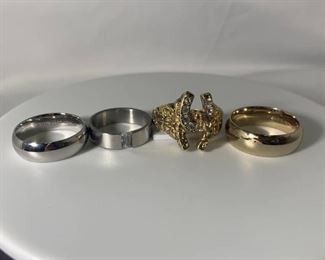 Assortment of 4 Mens Rings