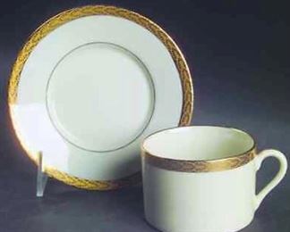 Multiple China patterns for you to choose from