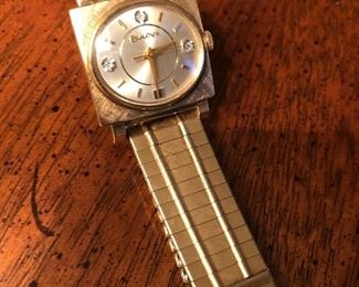 Vintage Mens Bulova Wristwatch
10k Gold Filled With 3 Diamonds

