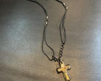 Beautiful cross necklace - $10 