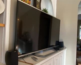 Sharp 60 inch Aquos Quattron TV