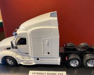 Peterbilt Model 579