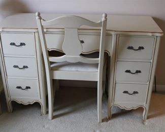 DESK & CHAIR