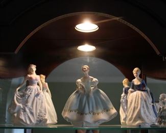 ROYAL DOULTON FIGURINES