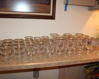 GOLD RIM STEMWARE