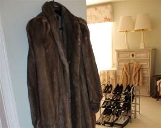 FUR COAT