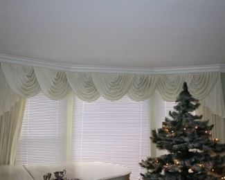 WINDOW TREATMENT