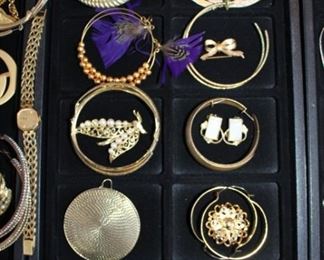 EARRINGS, BRACELETS