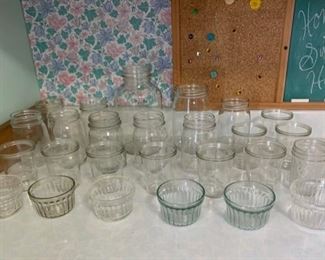 CLEARANCE !  $5.00 NOW, WAS $20.00...............Assortment of Canning Jars (P910)