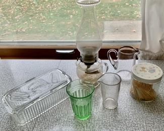 HALF OFF!  $8.00 NOW, WAS $16.00...............Refrigerator Dish, oil lamp, measuring cups and more vintage glass (P309)