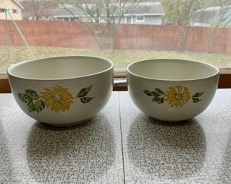 HALF OFF!  $10.00 NOW, WAS $20.00..............Two Sunflower Bowls (P292)