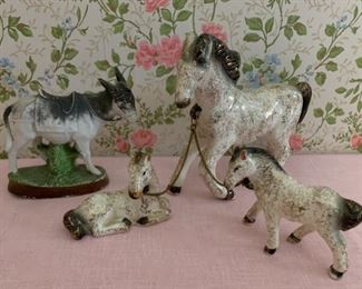 CLEARANCE!!!  $4.00 NOW, WAS $16.00.............Vintage Donkey and Horse Family (P785)